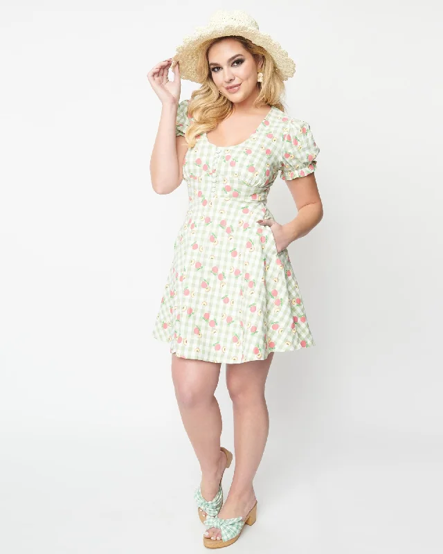 Unique Vintage 1940s Light Green Gingham & Peaches Flare Dress | Green, Gingham