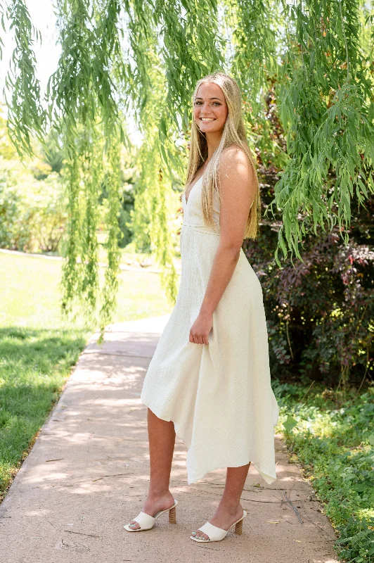 Find My Own Way Maxi Dress Chic Off-Shoulder Maxi Dress