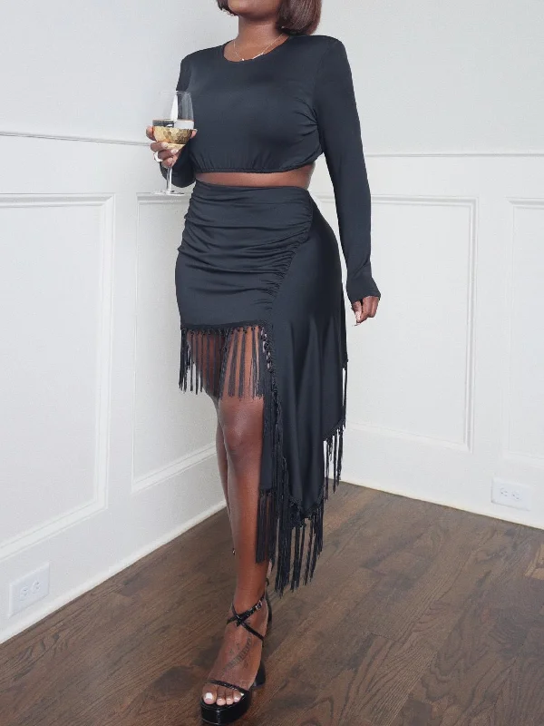 Women's Sets Crop Long Sleeve T-Shirt & Fringe Skirt Two Piece Set Satin Blend Silk Blend Wool Blend Women's Sets Crop Long Sleeve T-Shirt & Fringe Skirt Two Piece Set Satin Blend Silk Blend Wool Blend