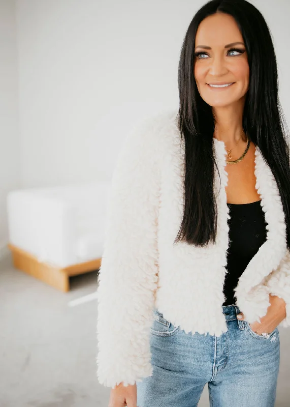 Alanna Faux Fur Jacket Front Pockets Side Pockets Patch Pockets