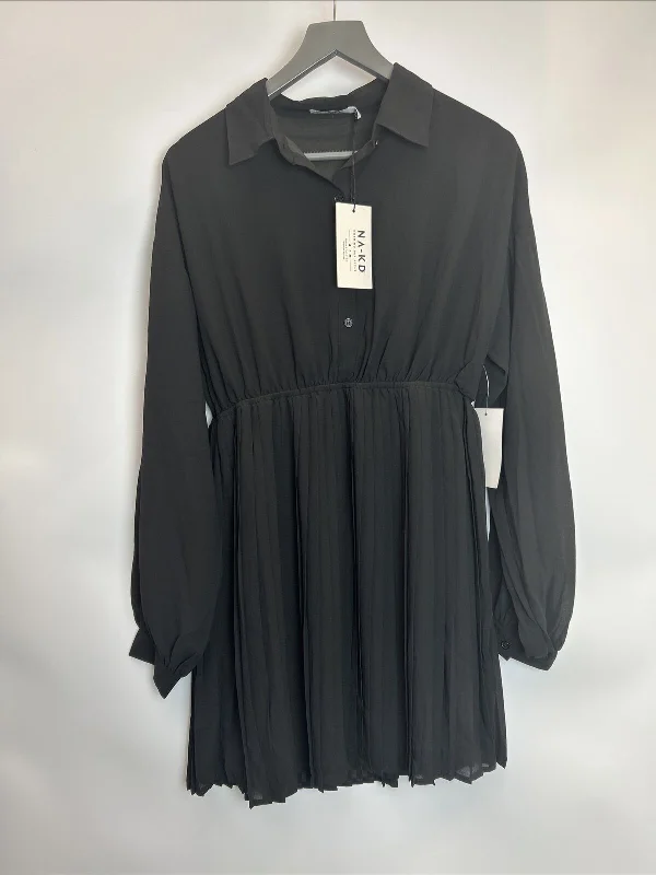 NA-KD Pleated Mini Dress - Black. UK 18. Chic Pleated Mini Dress