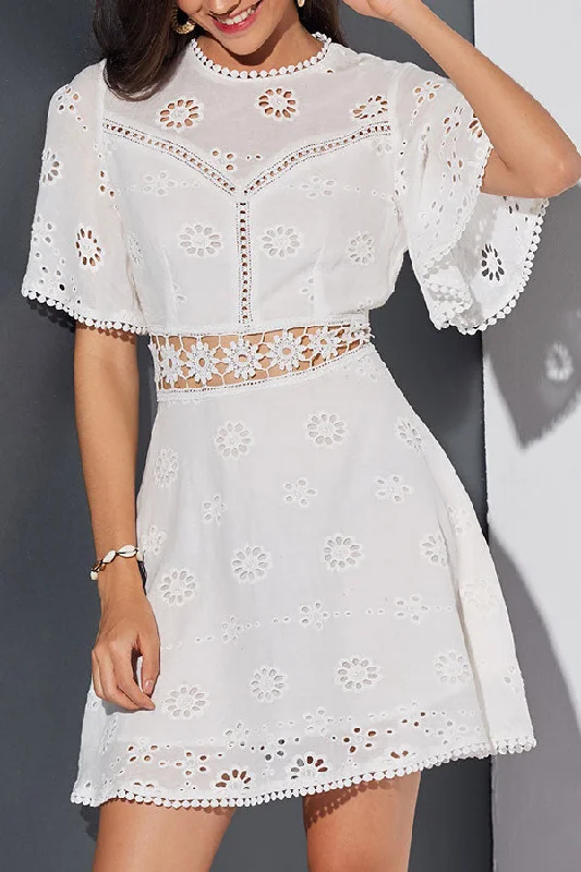White Cut Out Lace Panel Mini Dress Fashionable Off-Shoulder Mini Dress