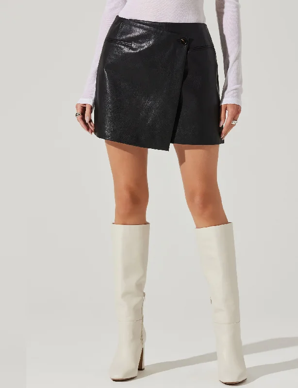 Lindsay Mini Skirt, Black slim fit skirt