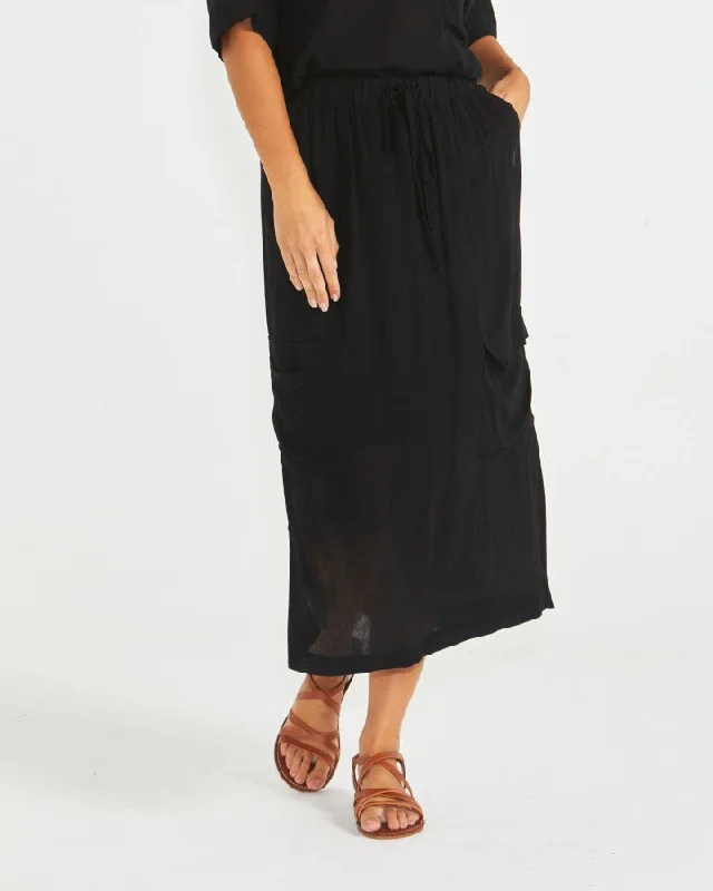 Sass Raya Cargo Skirt - Black button skirt front