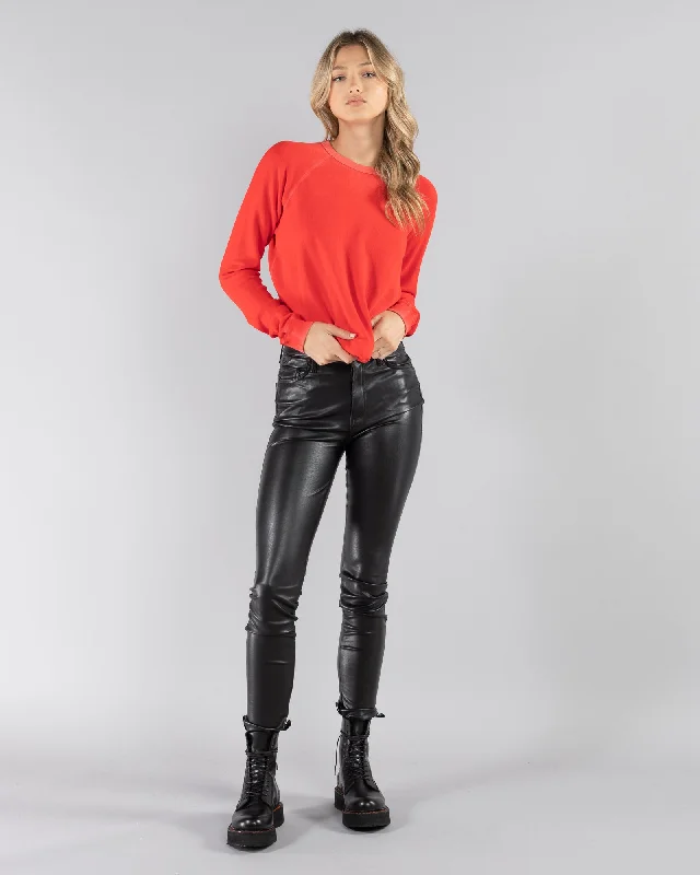 HOT RED